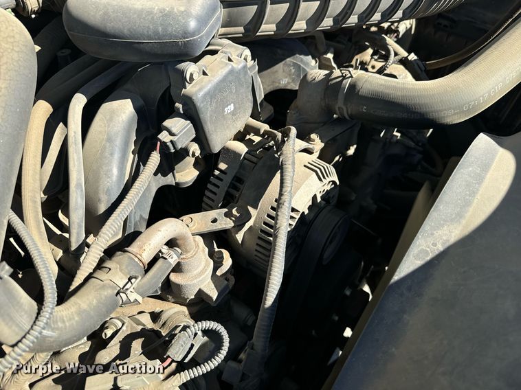 image for item YA0093 2006 Ford F450 Super Duty XL dump truck