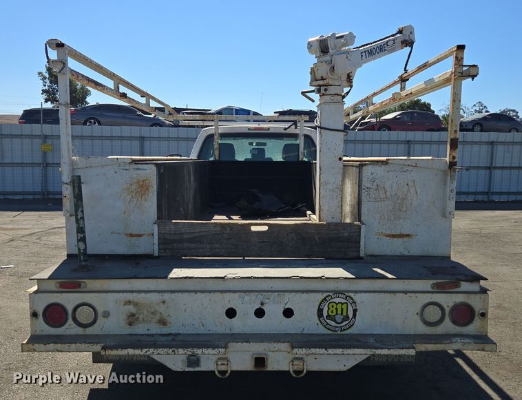 image for item YA0094 2011 Ford F450 Super Duty XL utility / service truck