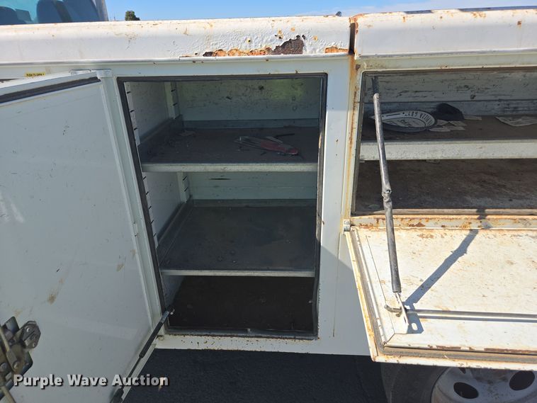 image for item YA0094 2011 Ford F450 Super Duty XL utility / service truck