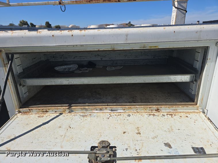 image for item YA0094 2011 Ford F450 Super Duty XL utility / service truck