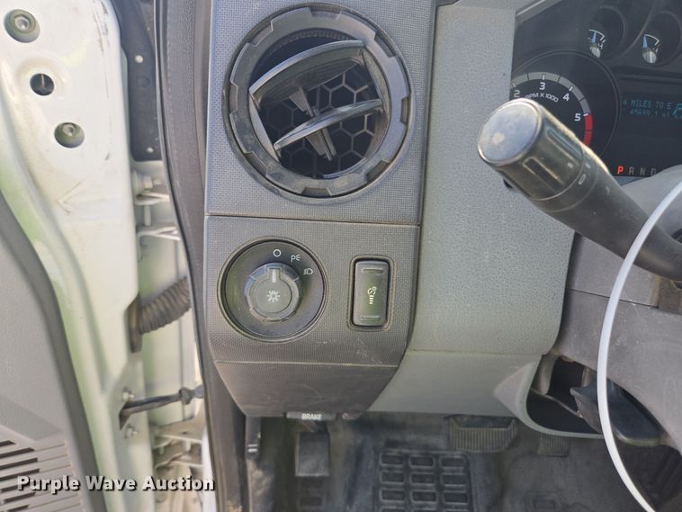 image for item YA0094 2011 Ford F450 Super Duty XL utility / service truck