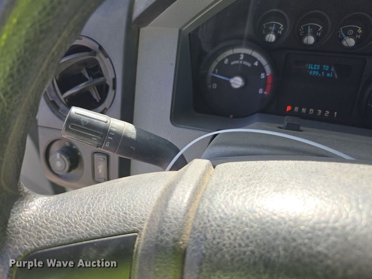 image for item YA0094 2011 Ford F450 Super Duty XL utility / service truck