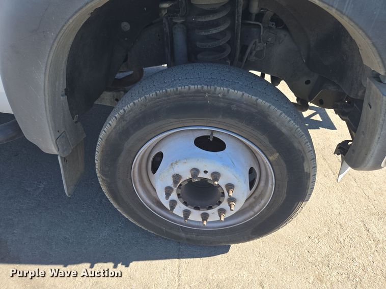 image for item YA0094 2011 Ford F450 Super Duty XL utility / service truck