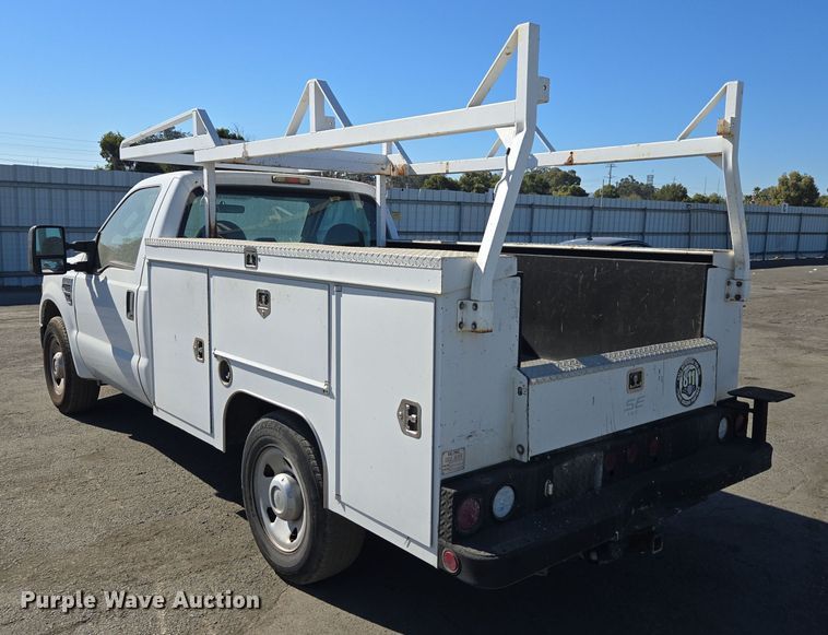 image for item YA0096 2009 Ford F250 Super Duty XL utility bed pickup truck