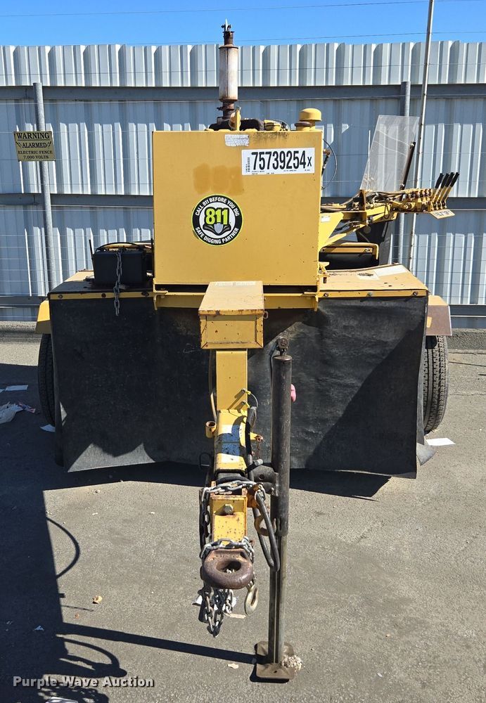 image for item YA0100 1990 Vermeer 665A stump grinder