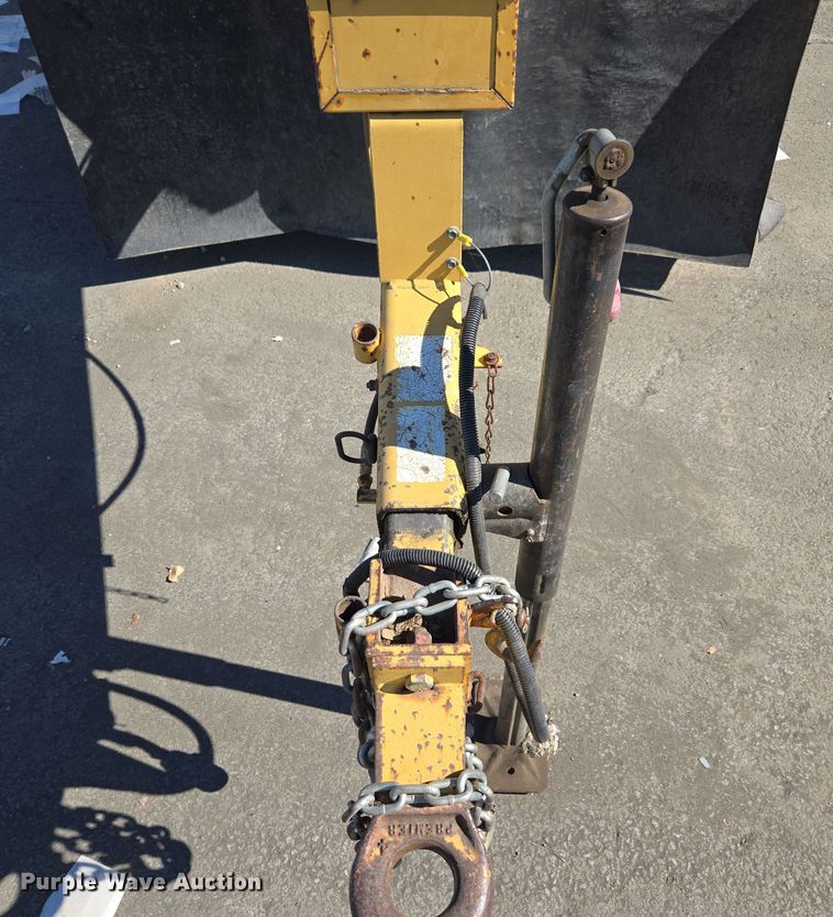 image for item YA0100 1990 Vermeer 665A stump grinder