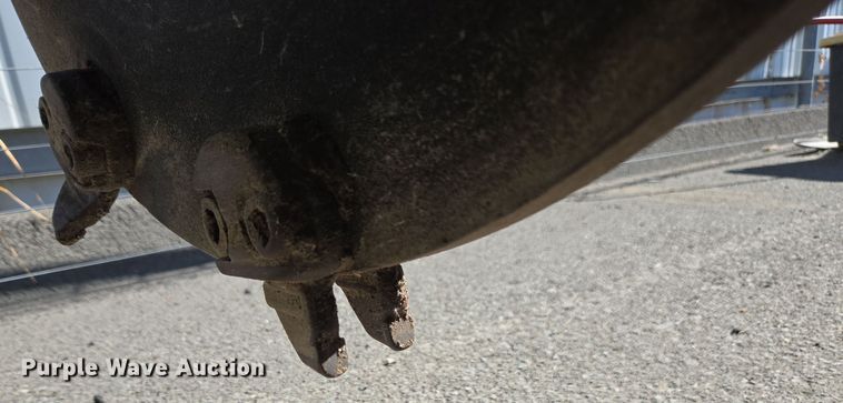 image for item YA0100 1990 Vermeer 665A stump grinder