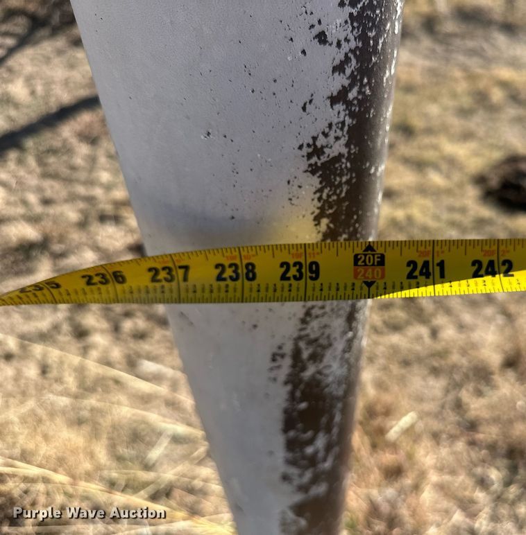 image for item DL0481 Grain storage bins