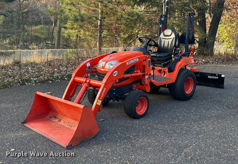 image for item DN0828 Kubota BX2370 MFWD tractor