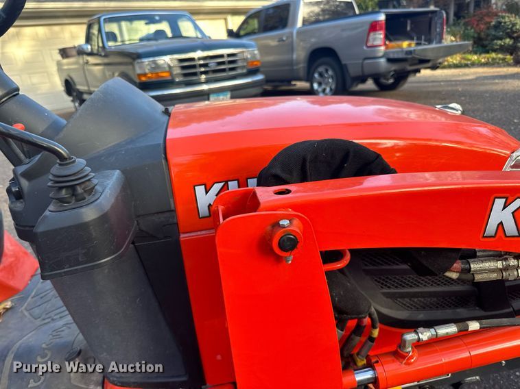 image for item DN0828 Kubota BX2370 MFWD tractor