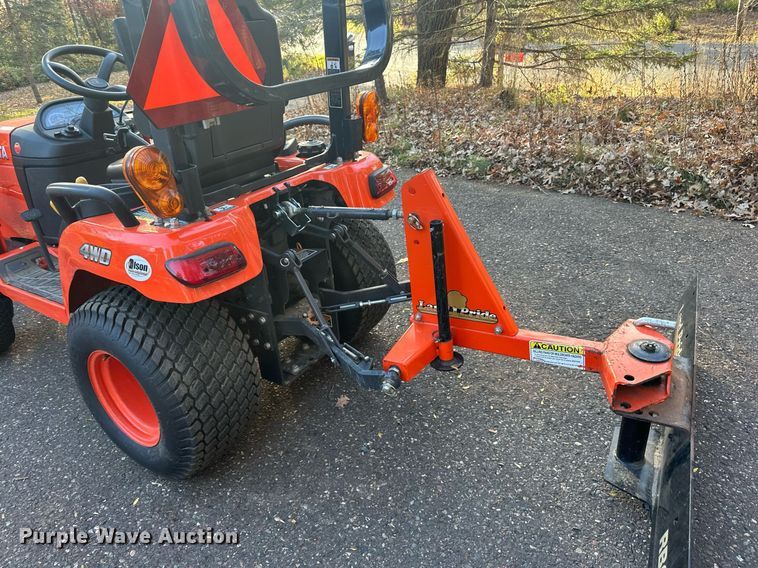 image for item DN0828 Kubota BX2370 MFWD tractor