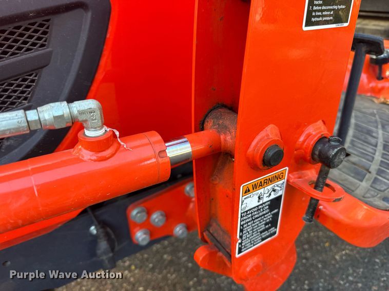 image for item DN0828 Kubota BX2370 MFWD tractor