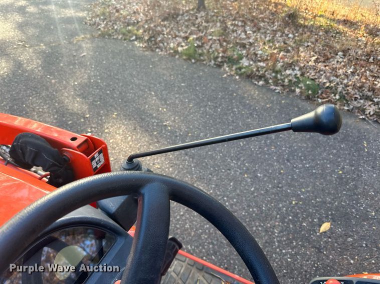 image for item DN0828 Kubota BX2370 MFWD tractor