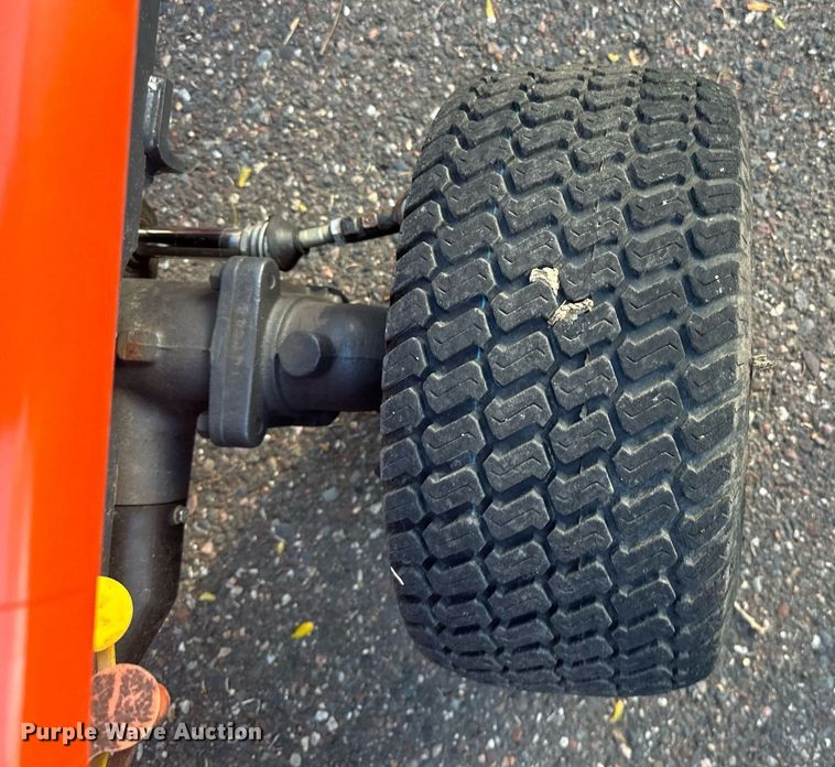 image for item DN0828 Kubota BX2370 MFWD tractor