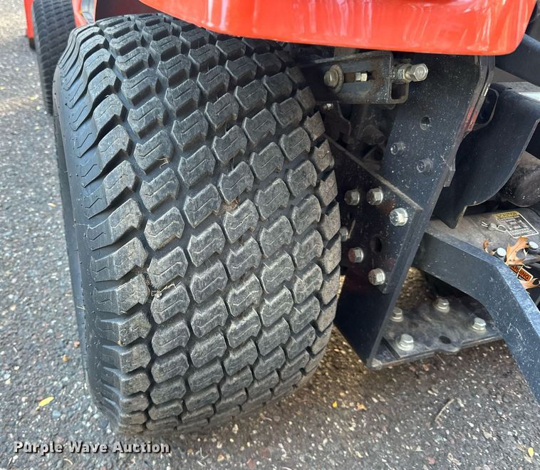 image for item DN0828 Kubota BX2370 MFWD tractor