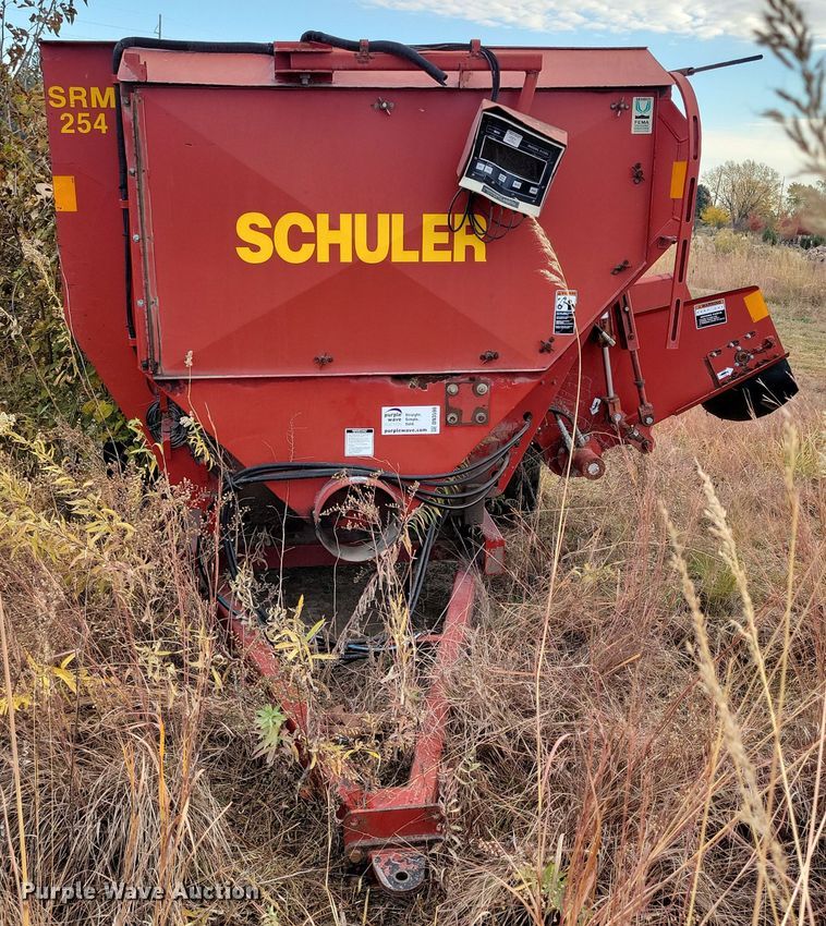 image for item DN3598 Schuler SRM 254 feed wagon
