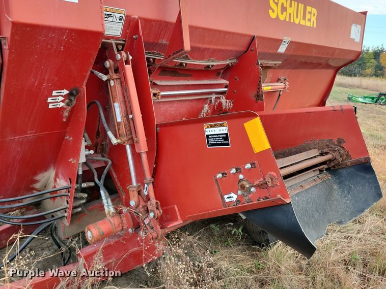 image for item DN3598 Schuler SRM 254 feed wagon