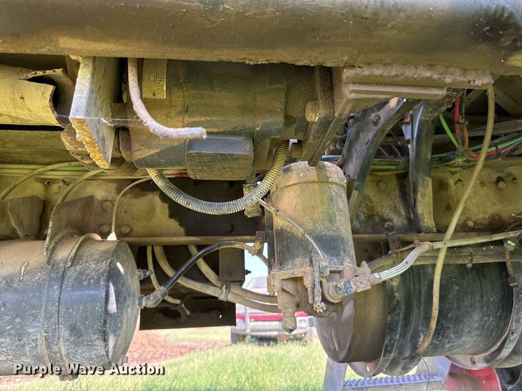 image for item DO2553 1999 Sterling applicator truck