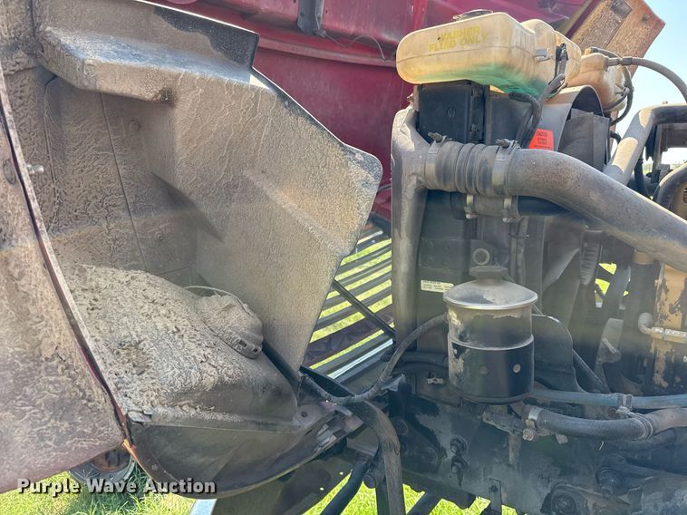 image for item DO2553 1999 Sterling applicator truck