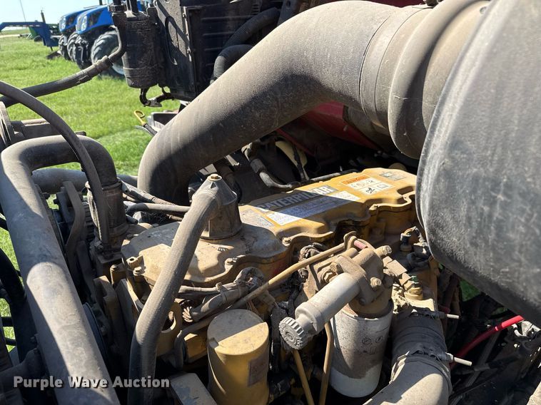 image for item DO2553 1999 Sterling applicator truck