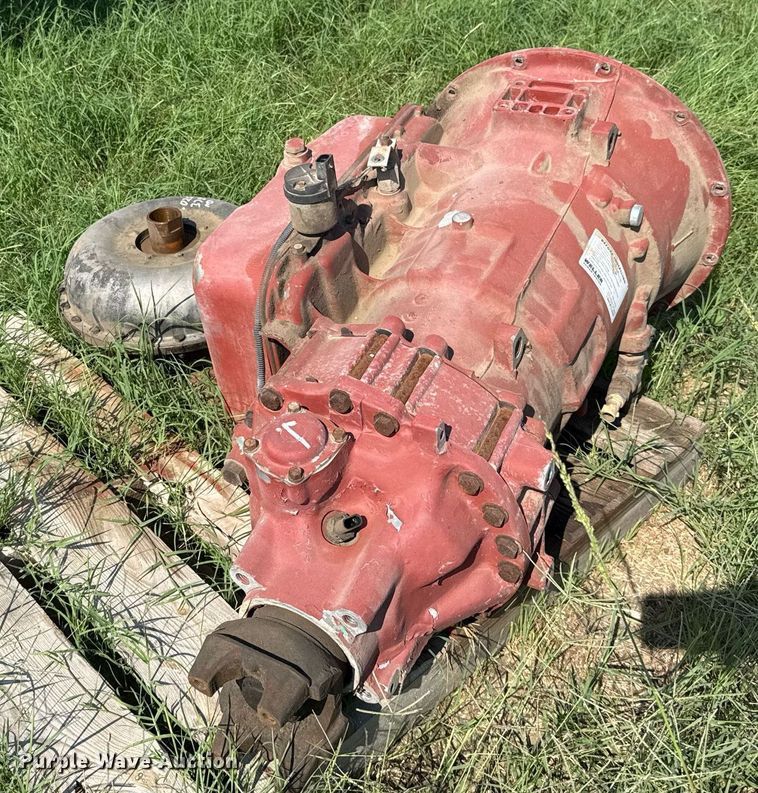 image for item DO2553 1999 Sterling applicator truck