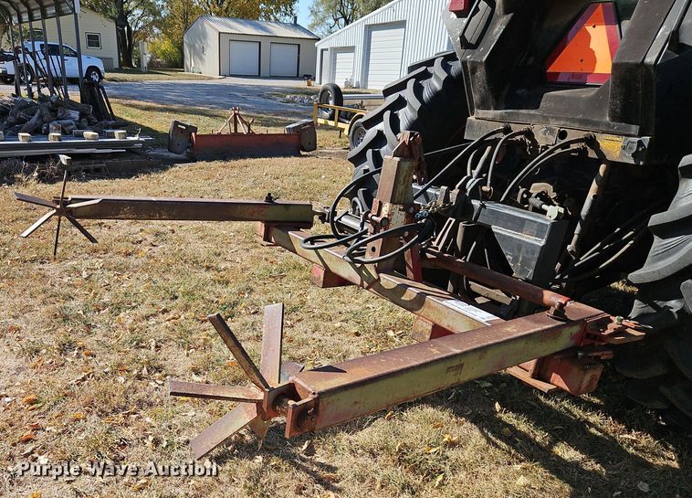 image for item DT7530 Bale unroller