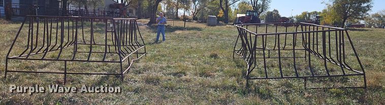 image for item DT7531 (2) hay bale feeders