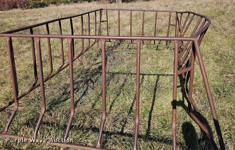 image for item DT7531 (2) hay bale feeders