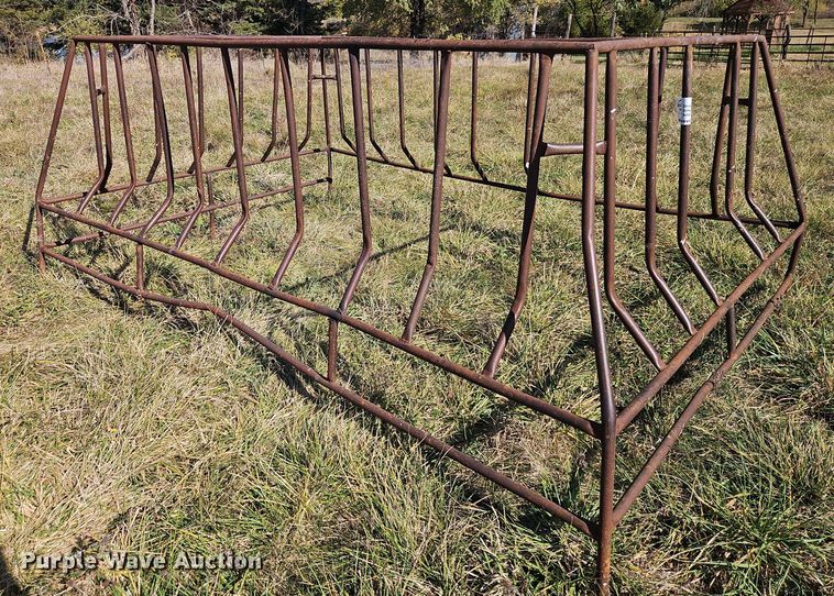 image for item DT7531 (2) hay bale feeders