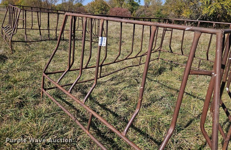 image for item DT7531 (2) hay bale feeders