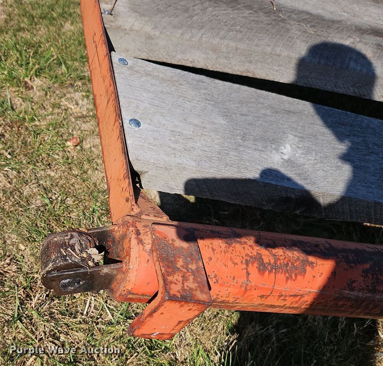 image for item DT7532 Donahue  implement carrier