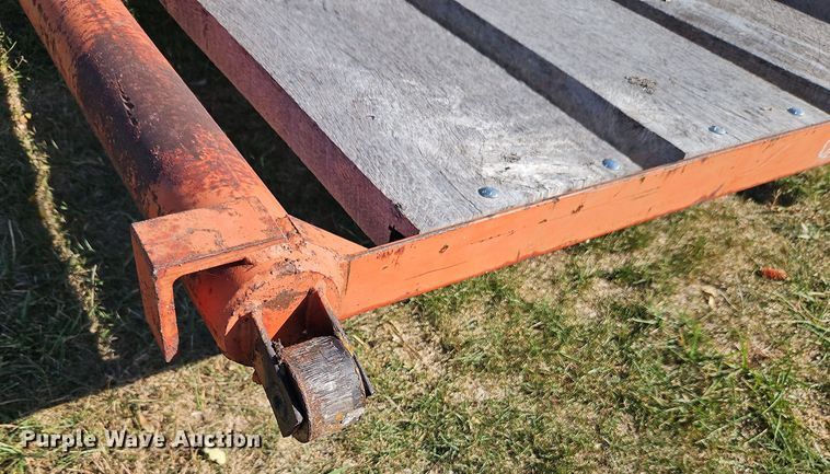 image for item DT7532 Donahue  implement carrier