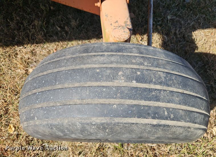 image for item DT7533 Gravity wagon