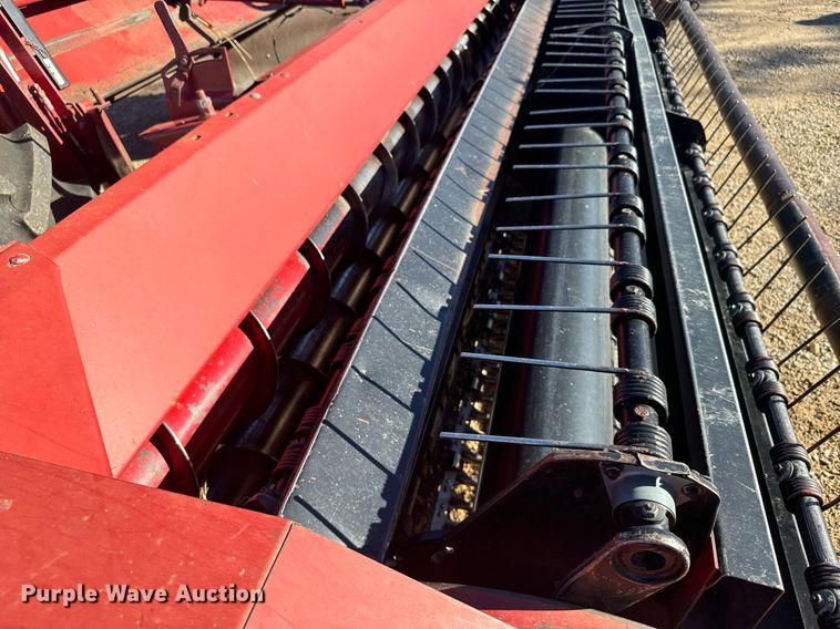 image for item DV2846 1989 Case IH 8840 swather / windrower