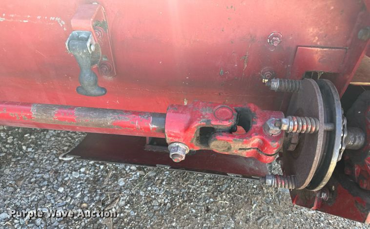 image for item DV2846 1989 Case IH 8840 swather / windrower