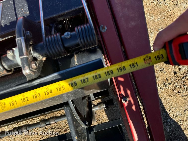 image for item DV2846 1989 Case IH 8840 swather / windrower