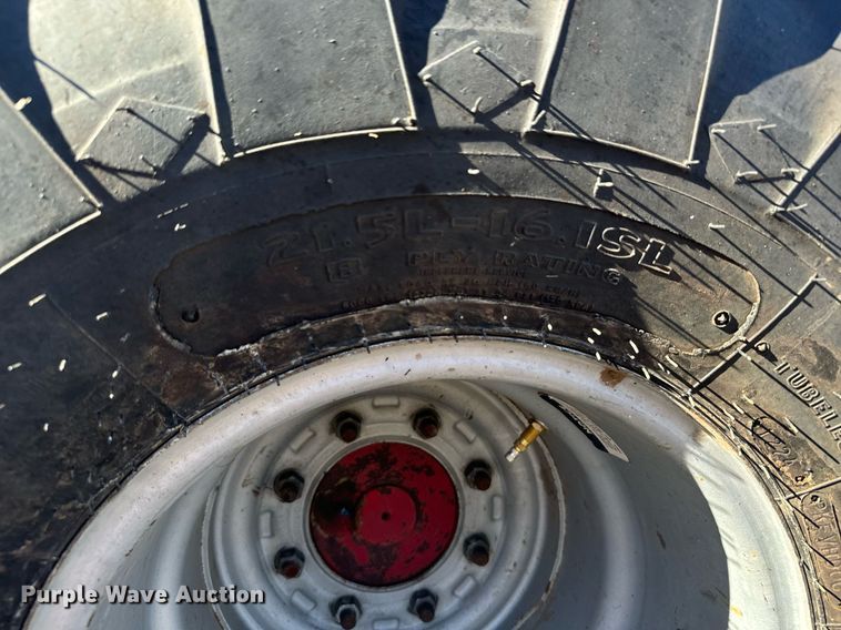 image for item DV2846 1989 Case IH 8840 swather / windrower