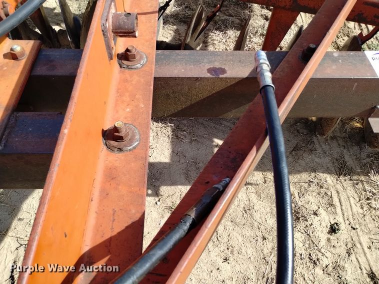 image for item DV6544 International 470 tandem disk