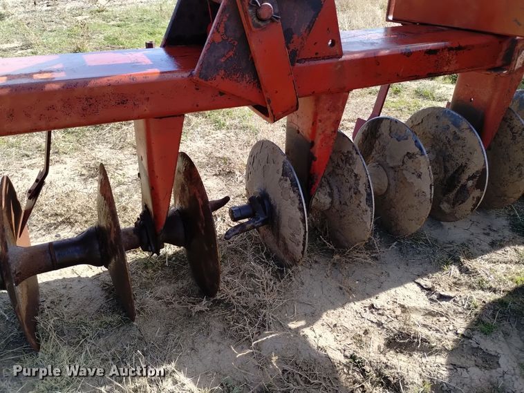 image for item DV6544 International 470 tandem disk