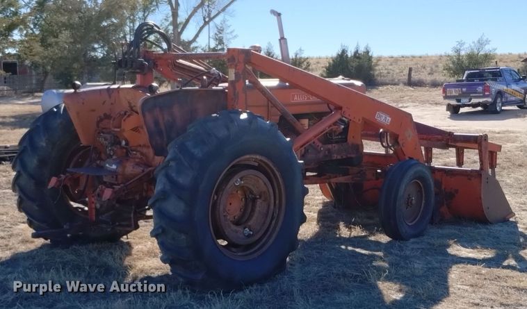 image for item DV6545 1960 Allis-Chalmers D17 tractor