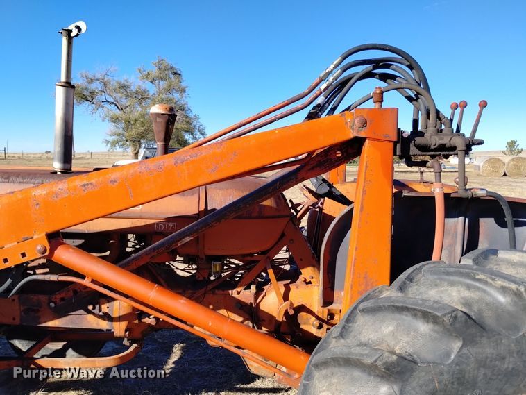 image for item DV6545 1960 Allis-Chalmers D17 tractor