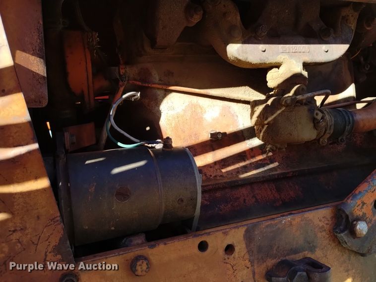 image for item DV6545 1960 Allis-Chalmers D17 tractor