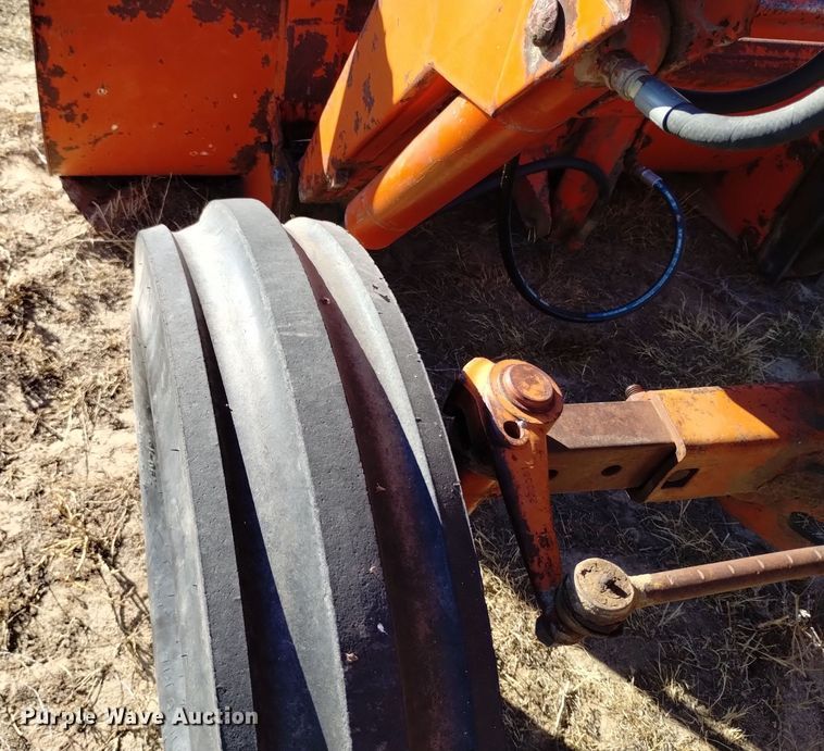image for item DV6545 1960 Allis-Chalmers D17 tractor