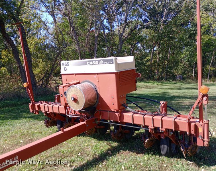 image for item DW0801 Case IH 955 planter