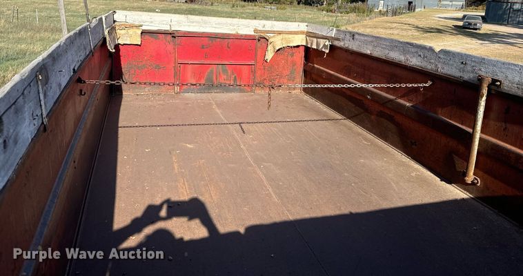 image for item DX3704 1969 International Loadstar 1700 grain truck