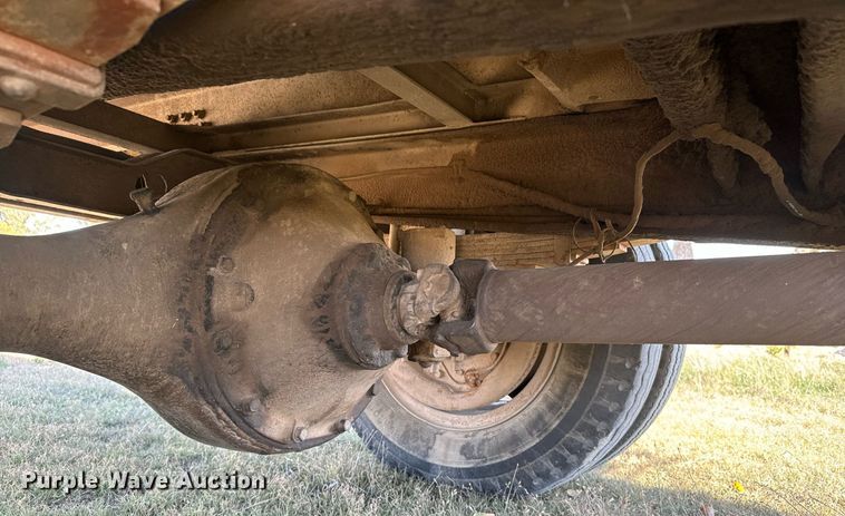 image for item DX3704 1969 International Loadstar 1700 grain truck