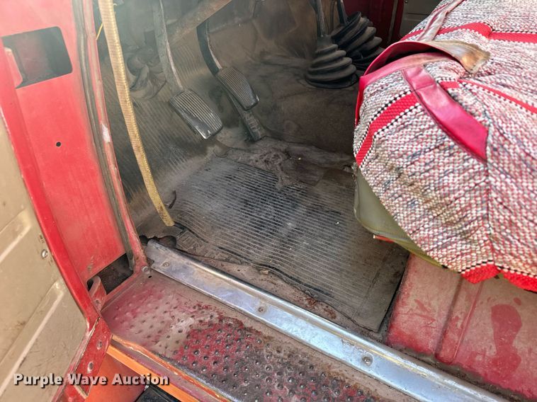 image for item DX3704 1969 International Loadstar 1700 grain truck