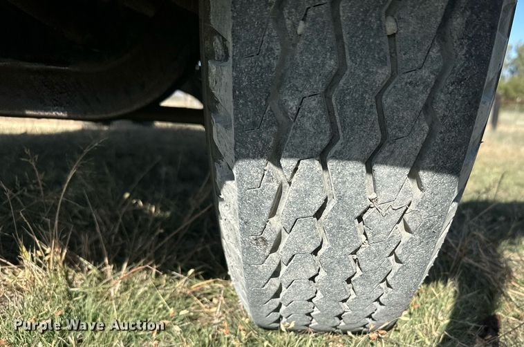 image for item DX3704 1969 International Loadstar 1700 grain truck