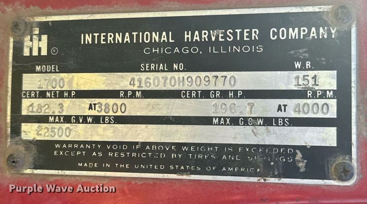 image for item DX3704 1969 International Loadstar 1700 grain truck