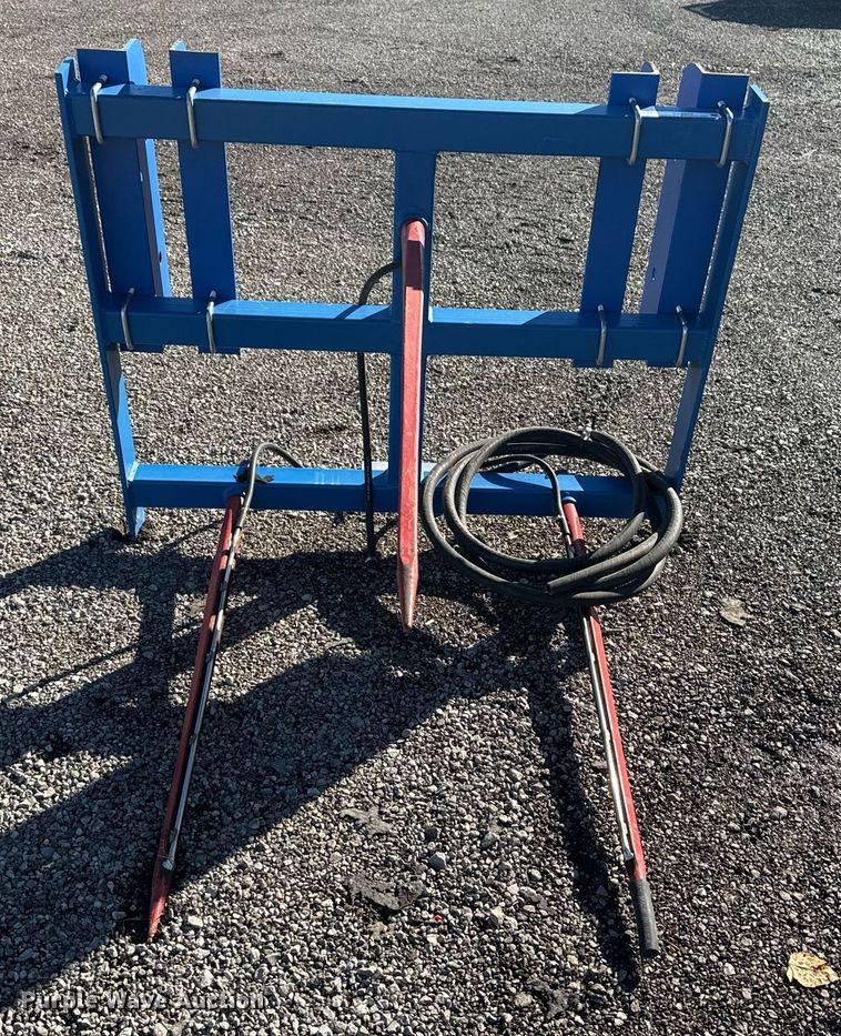 image for item EG2203 Bale spear